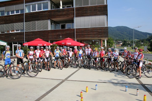 Foto auf U15/U17 NATIONALTEAM AUF BESUCH IN STATTEGG