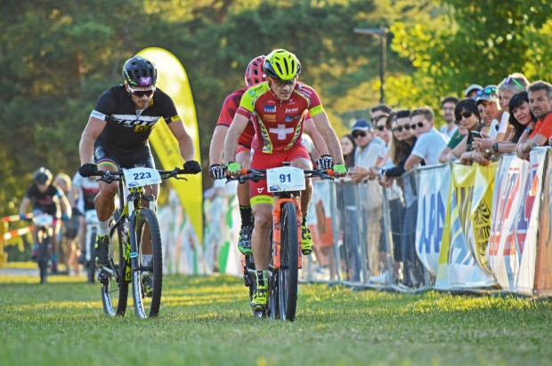 Schweizer Meister JÃ¼rg Graf (Sieger Night Race 2017) und mehrfacher Welt- und Europameister im XCE Daniel Federspiel (2. Patz)